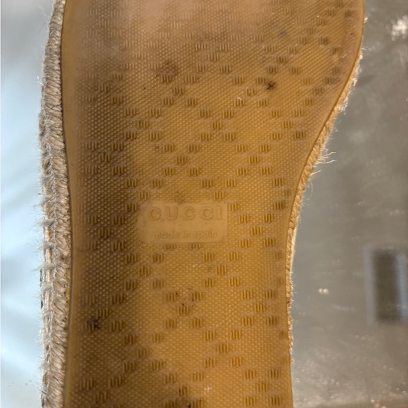 Gucci Cream and Red Floral Espadrilles - Picture 3 of 3